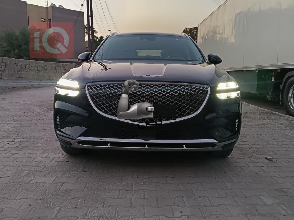 جێنسس GV70